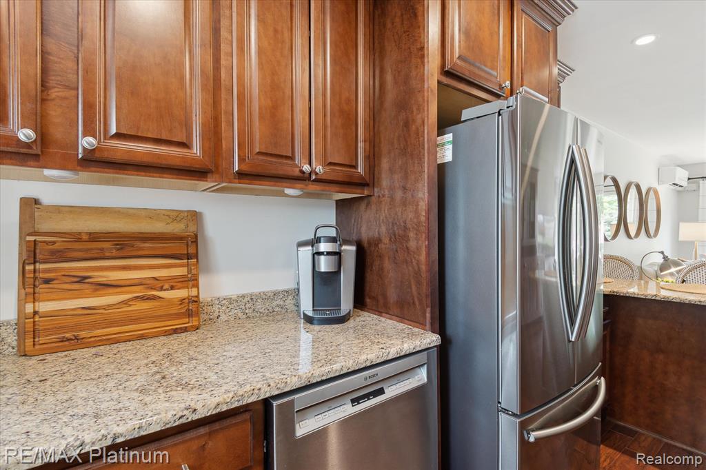 5959 Alan Drive, 53, Brighton, MI 48116 — Photo 10