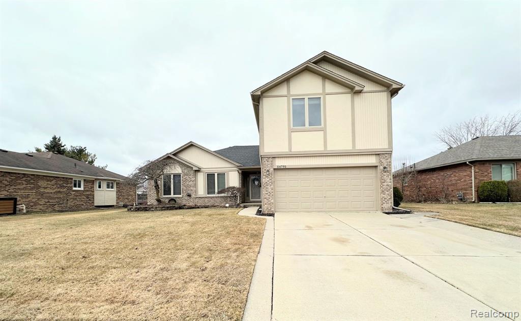 54795 BRADSHAW Drive, New Baltimore, MI 48047 — Photo 2