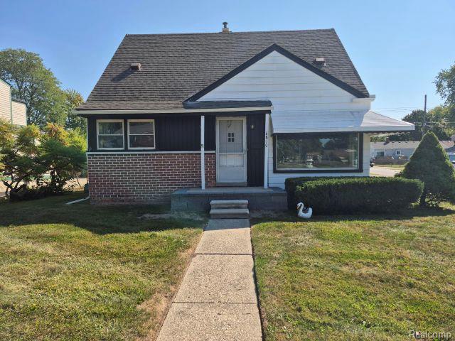 6810 Gilman Street, Garden City, MI — front exterior