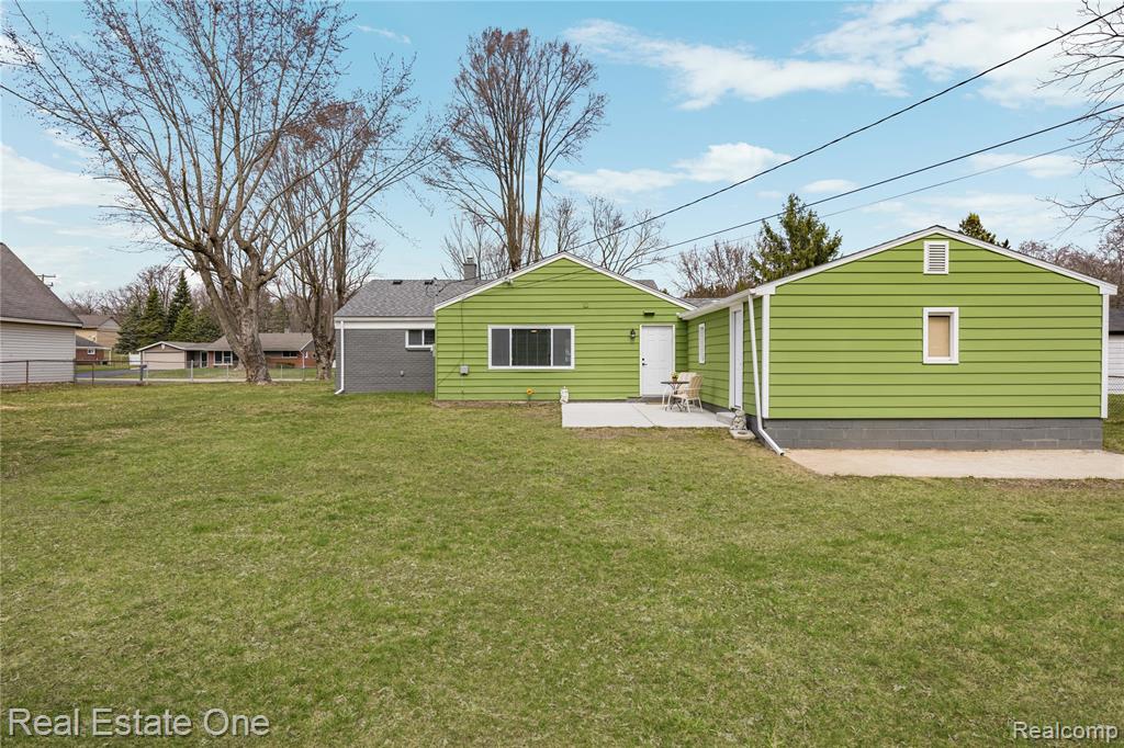 4913 Rioview Drive, Clarkston, MI — Photo 4