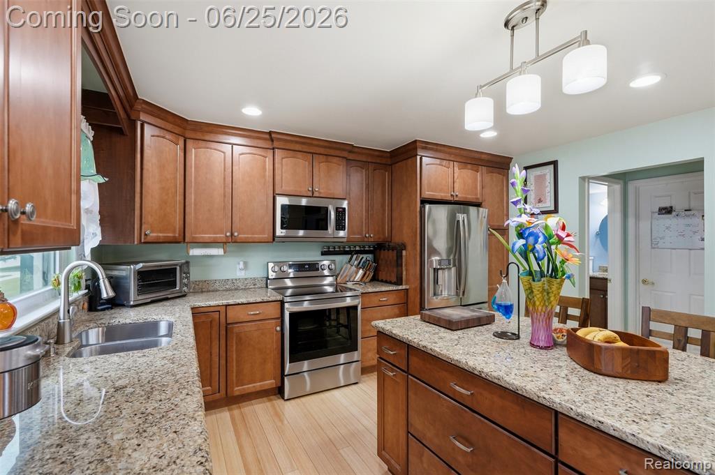 45658 Hanford Road, Canton, MI 48187 — Photo 21