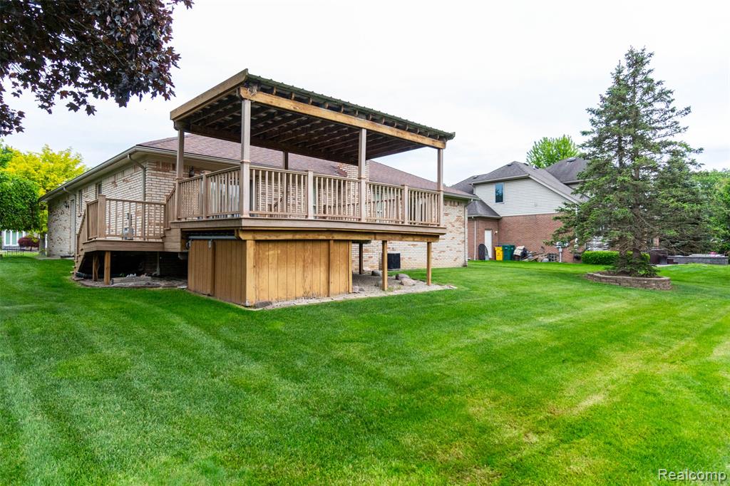 53395 Andrew Circle, New Baltimore, MI 48047 — Photo 36