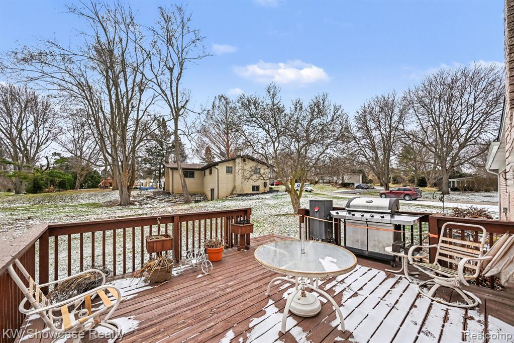 8635 Sandy Crest Drive, White Lake, MI, 00000