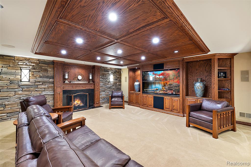4688 Fawn Hill Court, Rochester, MI 48306 — Photo 36