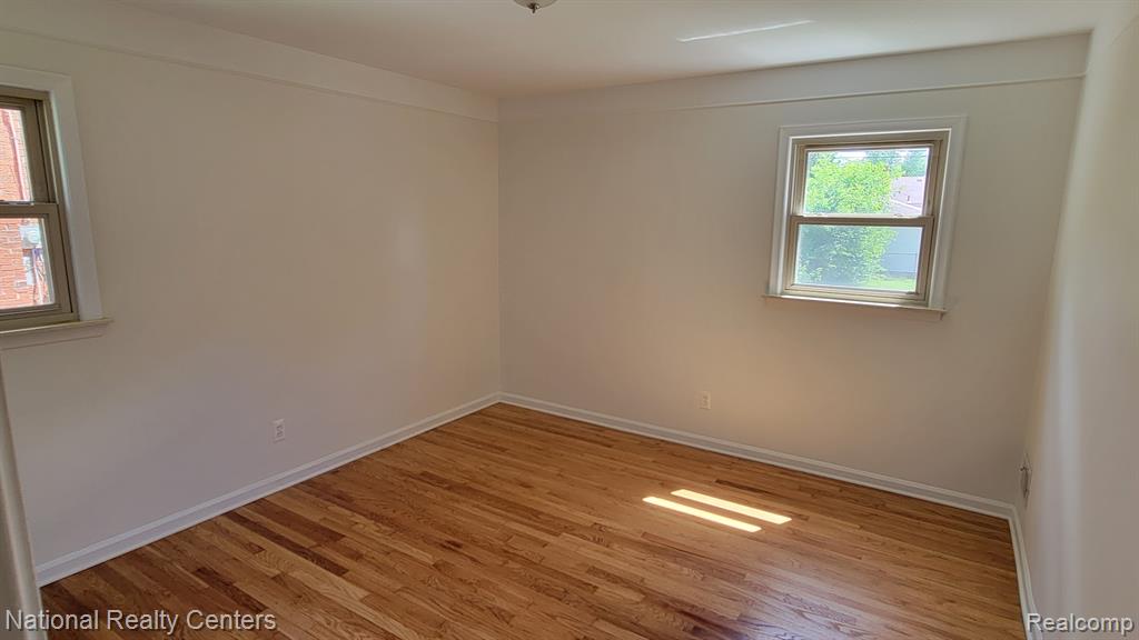 9030 Hemingway, Redford, MI 48239 — Photo 14
