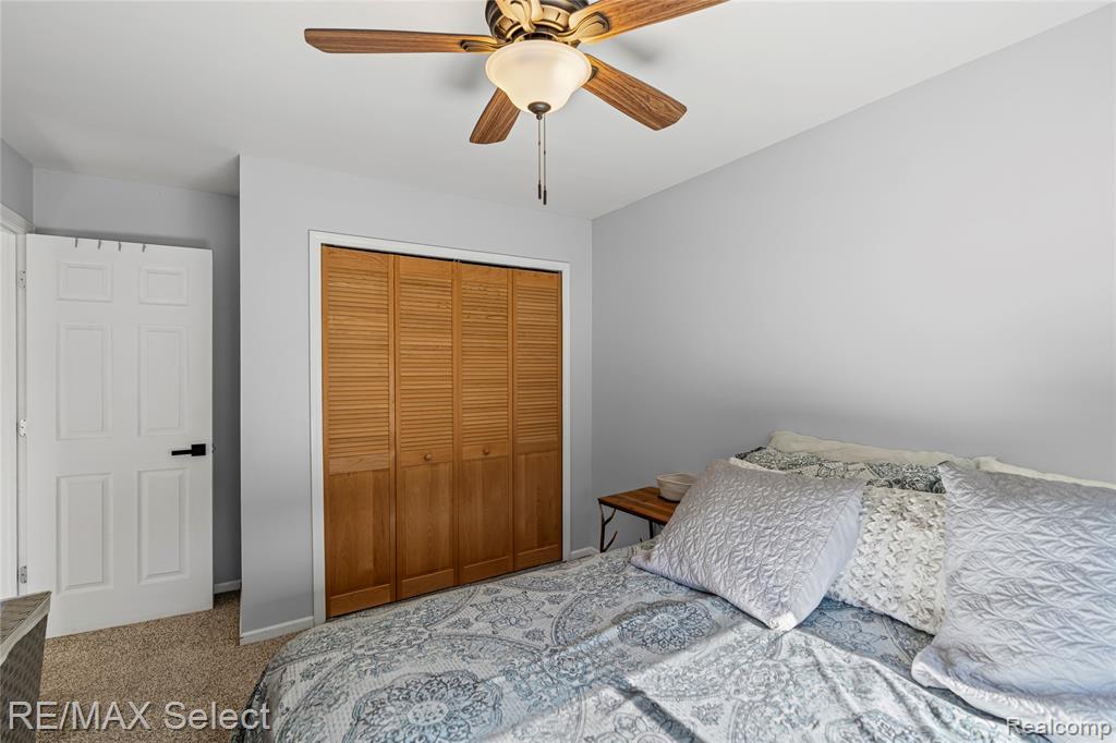 9367 Longmeadow Court, Fenton, MI 48430 — Photo 28