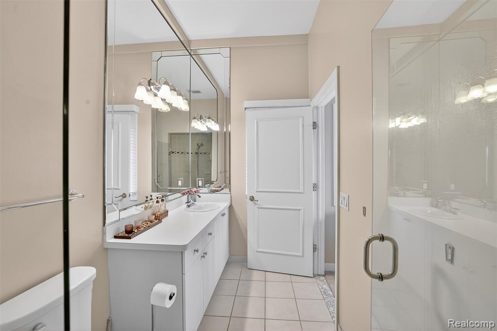 6620 Minnow Pond Drive, West Bloomfield, MI — Photo 44