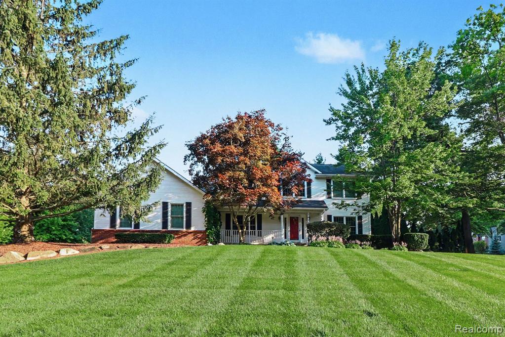 10358 Greenbrier, Brighton, MI 48114