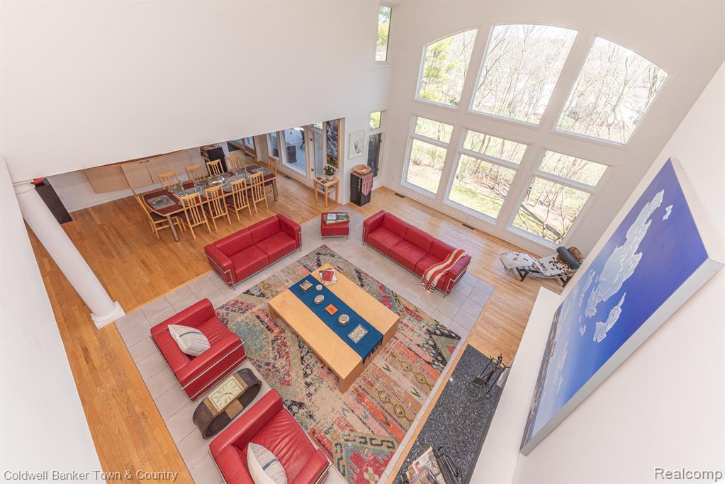 9945 ROLLING GREENS Drive, Pinckney, MI 48169 — Photo 38