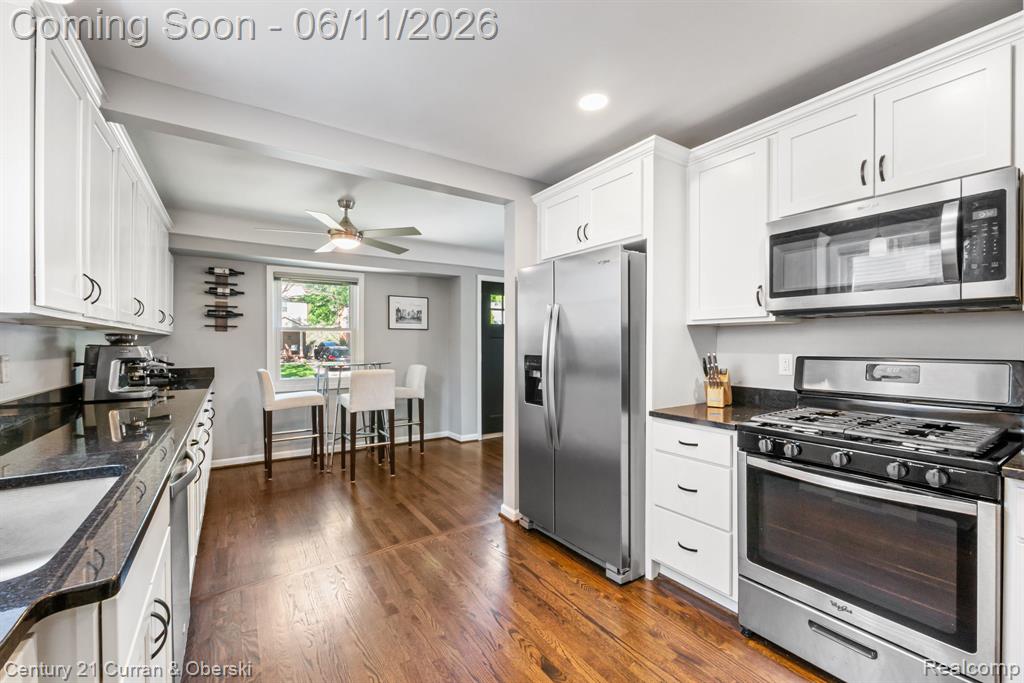 704 N Edison Avenue, Royal Oak, MI 48067 — Photo 18