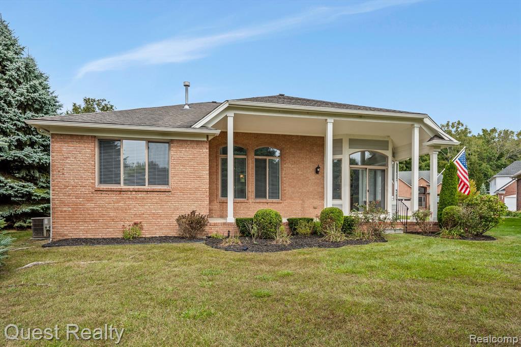 49807 Sable Creek Drive, Macomb, MI 48042 — Photo 29