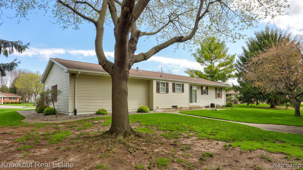 5 Krafft Court, Frankenmuth, MI 48734 — Photo 29