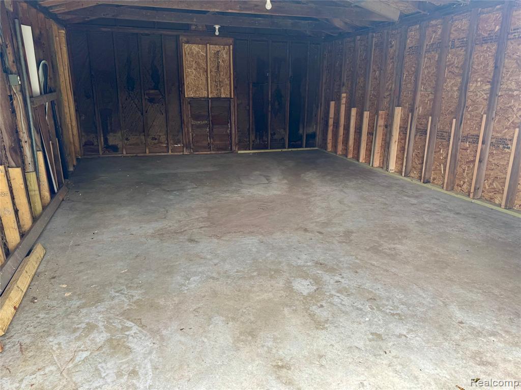 5220 Western Road, Flint, MI 48506 — Photo 17