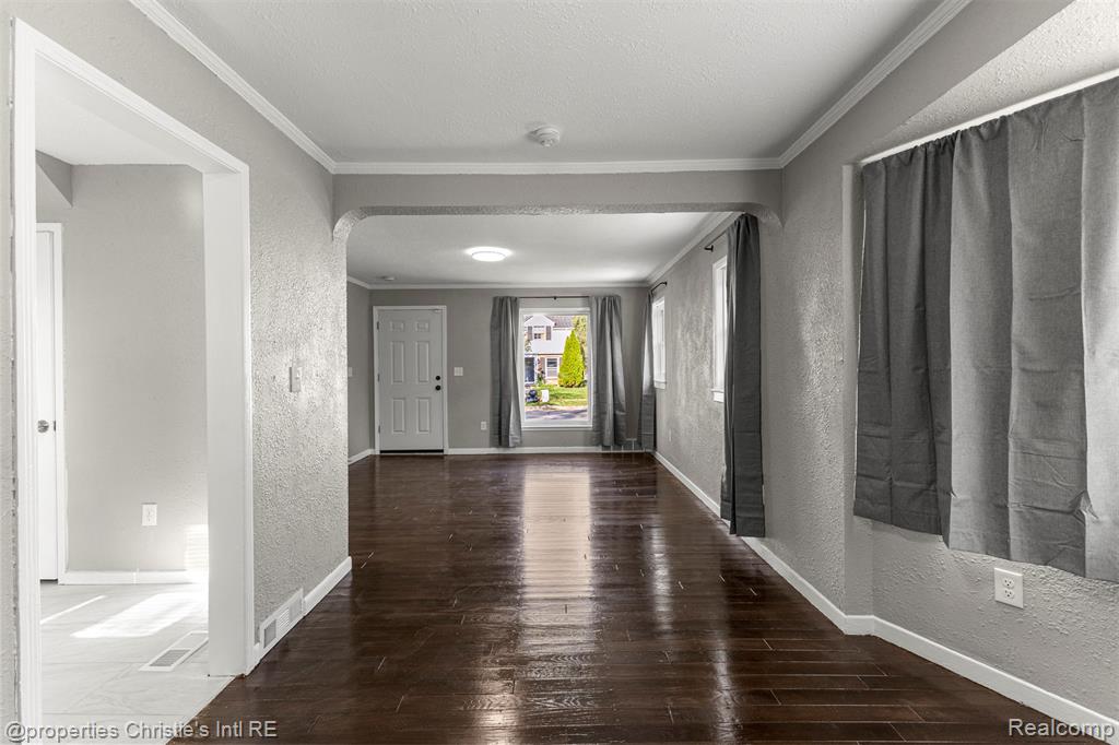 10842 Nottingham, Detroit, MI 48224 — Photo 9