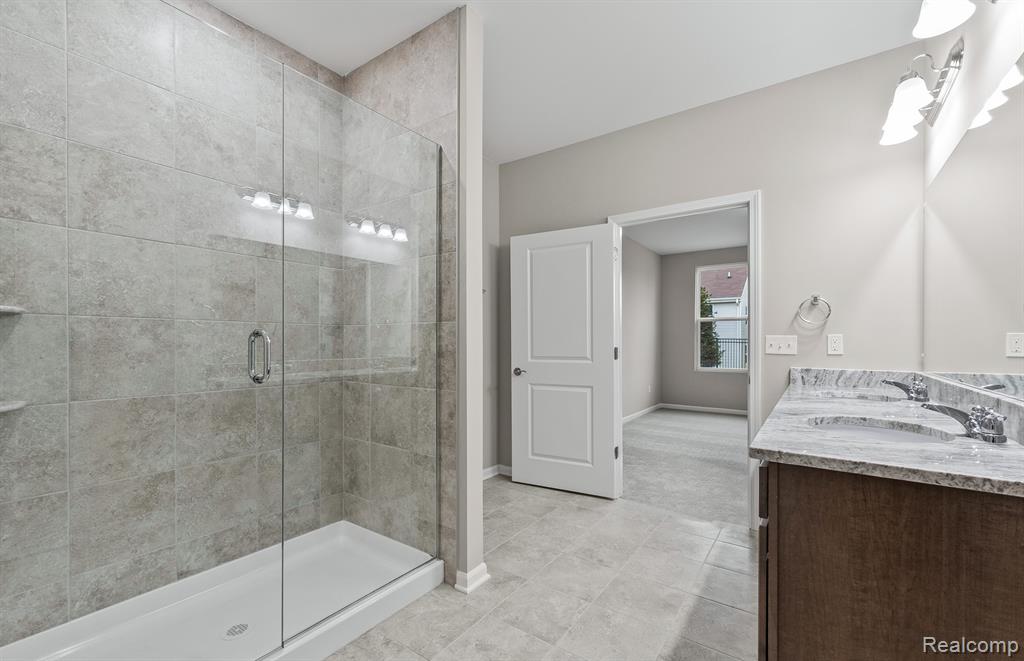 16104 Conifer Lane, Clinton Twp, MI 48038 — Photo 23