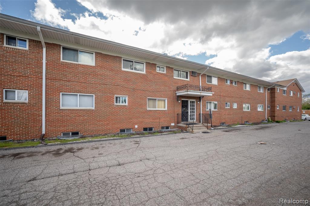 25301 5 Mile Road, 227, Redford, MI 48239 — Photo 5