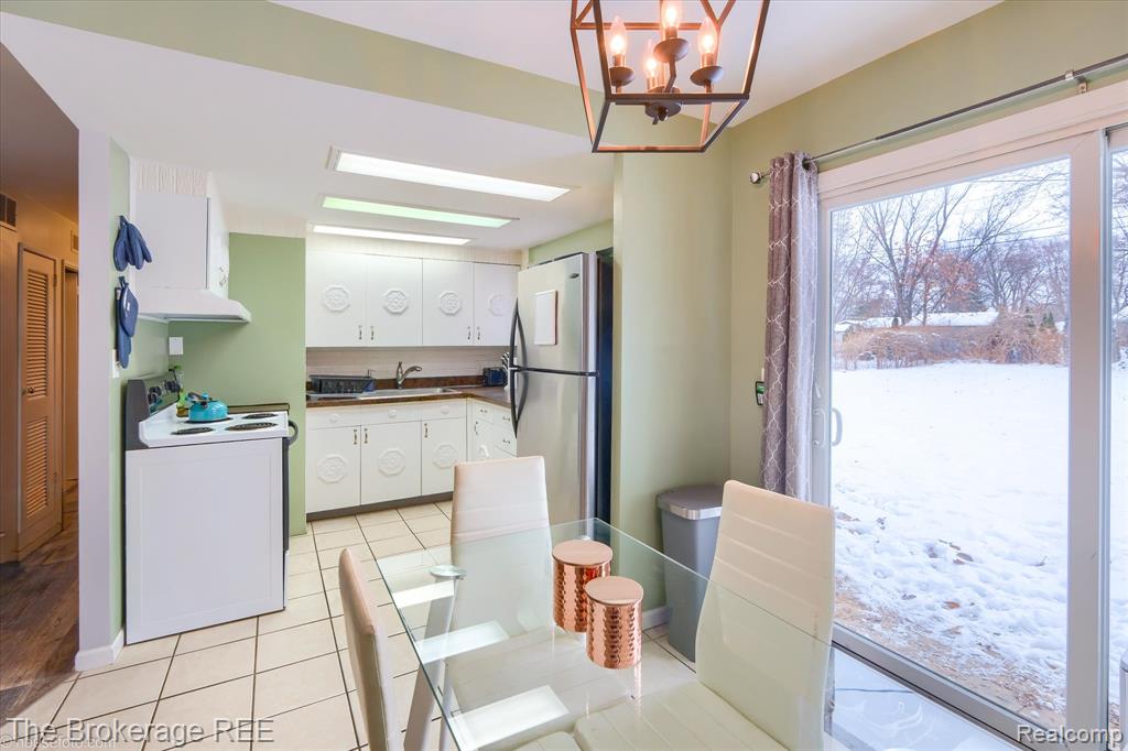 6155 Westdale Drive, Grand Blanc, MI 48439 — Photo 13