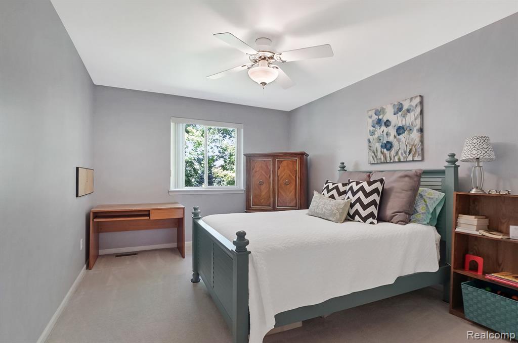 44347 LA DOMAIN Drive, Sterling Heights, MI 48314 — Photo 28