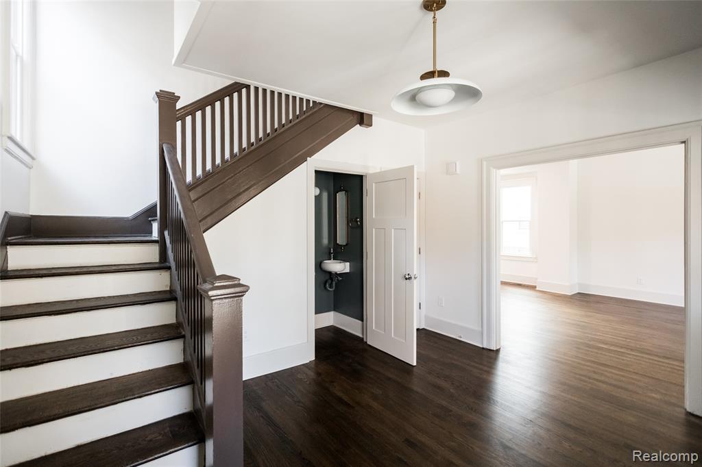 4157 Burns Street, Detroit, MI 48214 — Photo 3