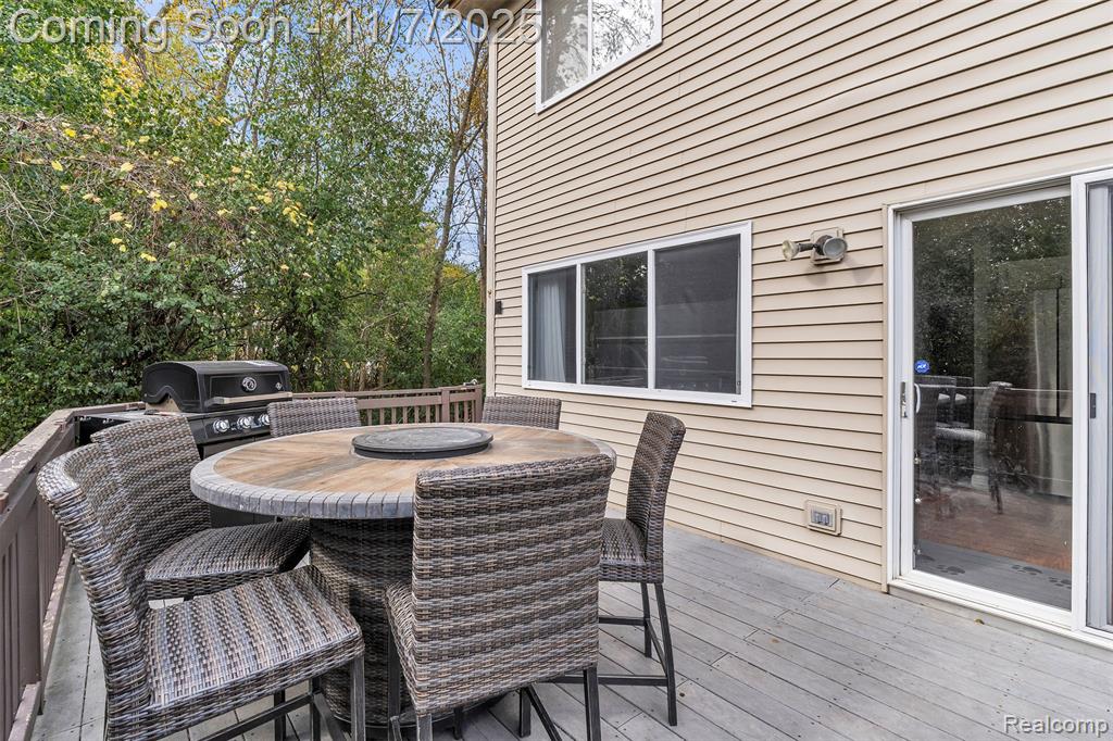 8522 Berkshire Drive, Ypsilanti, MI 48198 — Photo 37