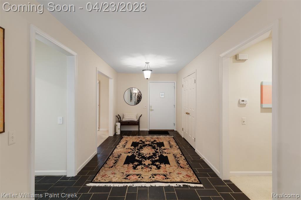 4330 S McNay Court, West Bloomfield, MI 48323 — Photo 2