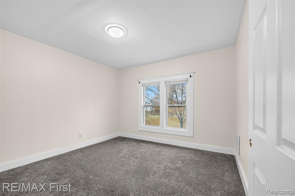 556 Leicester Court, Detroit, MI 48202 — Photo 19