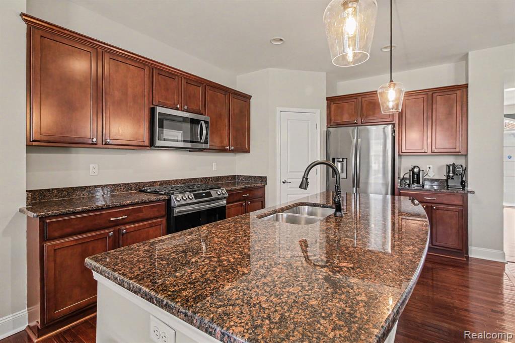 2227 Premier Lane, Canton, MI 48188 — Photo 20