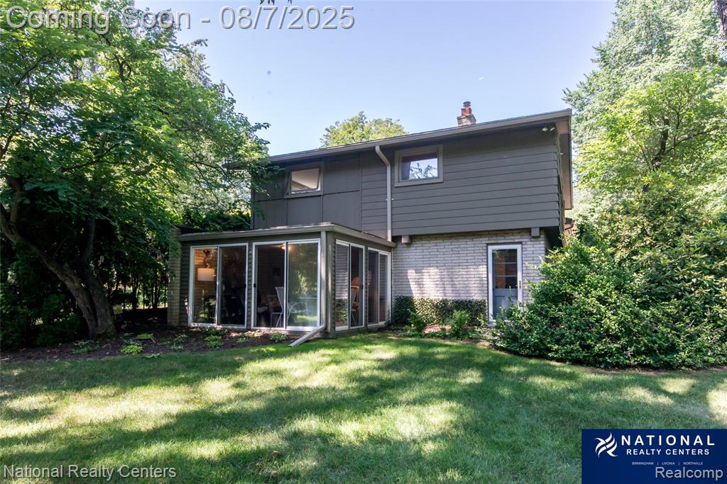 4933 Malibu Drive, Bloomfield Hills, MI 48302 — Photo 14
