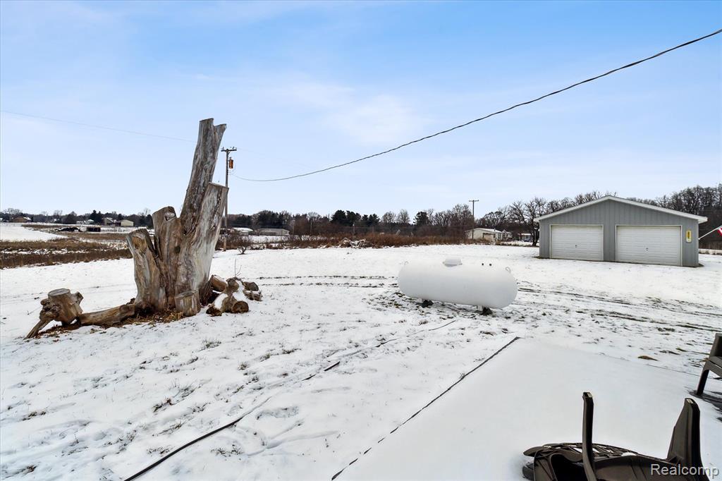 3552 BISHOP Road, Dryden, MI 48428 — Photo 30