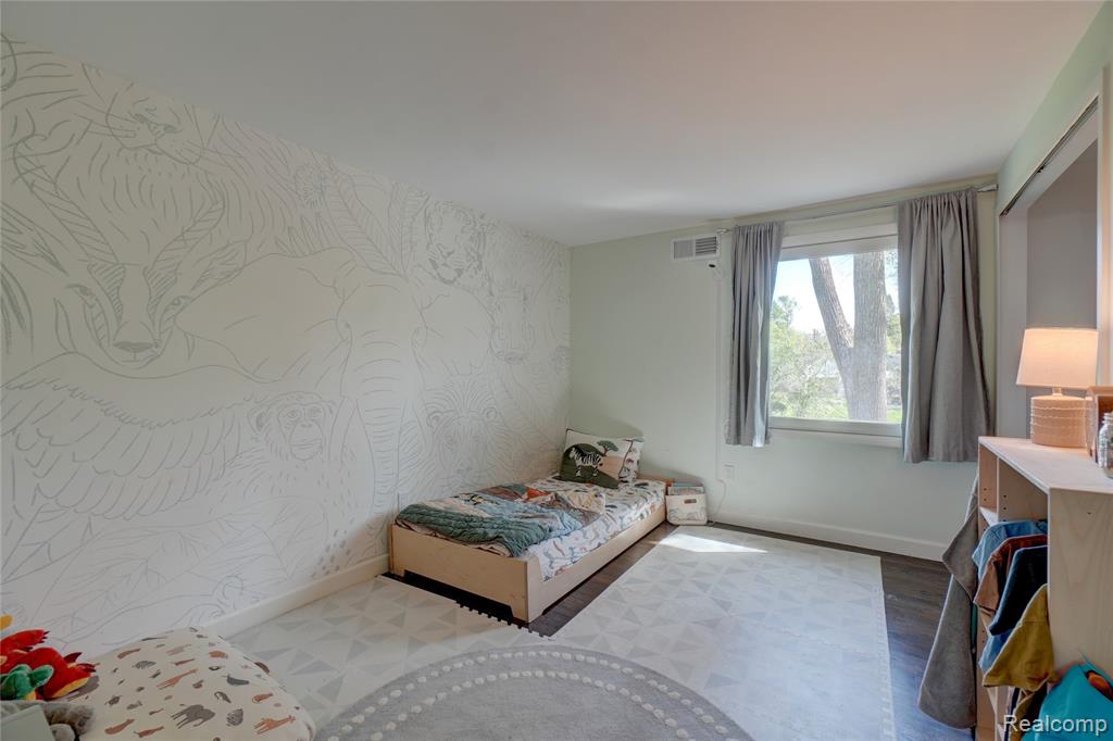19341 Devonshire Street, Beverly Hills, MI 48025 — Photo 26