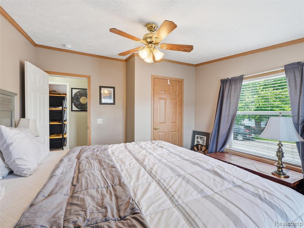 9695 Bloomsbury Circle, Northville, MI 48167 — Photo 22
