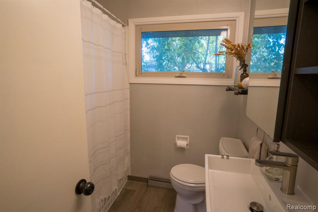 314 GRALAKE Avenue, Ann Arbor, MI 48103 — Photo 25