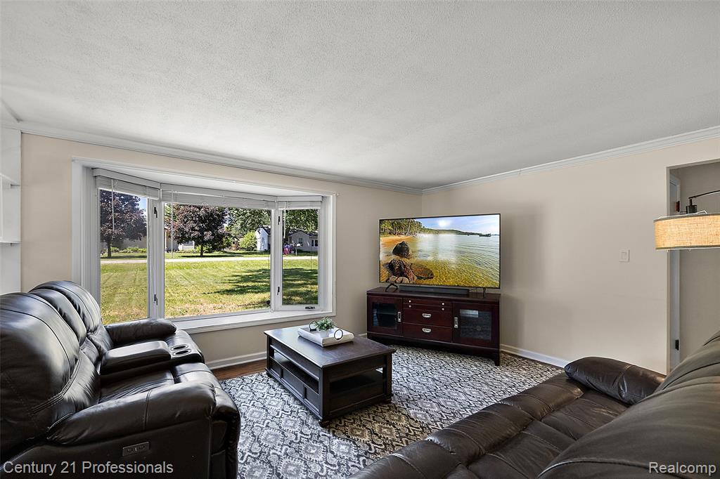 5360 Frankwill Avenue, Clarkston, MI — Photo 10