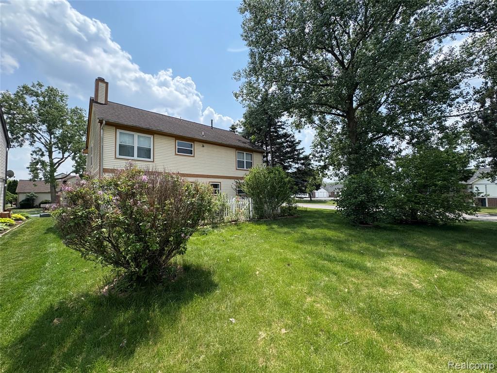 723 Huntclub Boulevard, Auburn Hills, MI 48326 — Photo 16