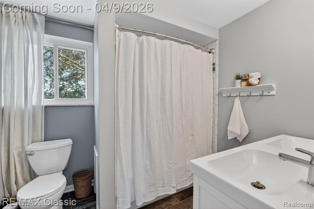 1877 Hopkins Drive, Wixom, MI 48393 — Photo 15