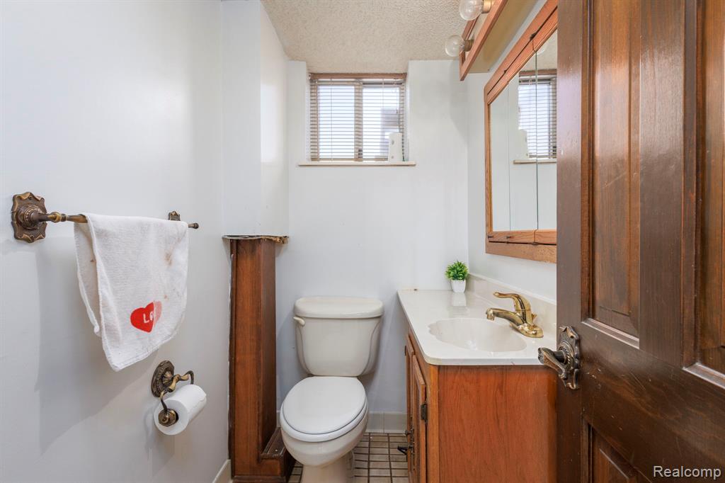 8269 Ziegler Street, Taylor, MI 48180 — Photo 16