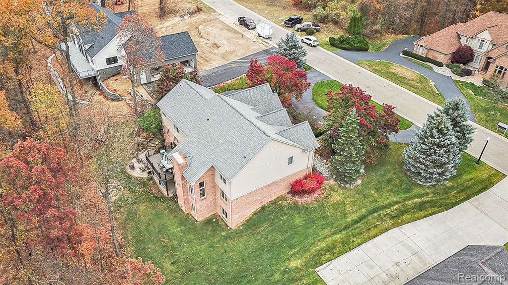 8925 Deerwood Road, Clarkston, MI 48348 — Photo 42
