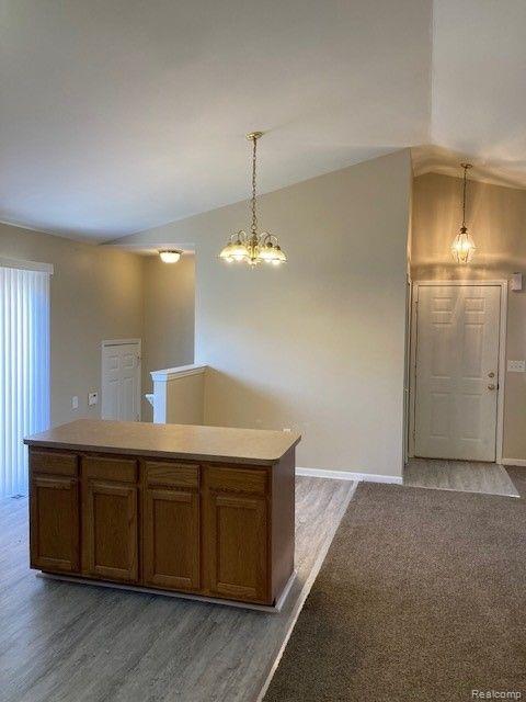 480 E COLUMBIA Avenue, Pontiac, MI 48340 — Photo 4