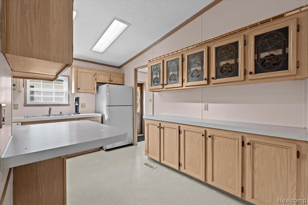 49591 Linden St., Plymouth, MI 48170 — Photo 11