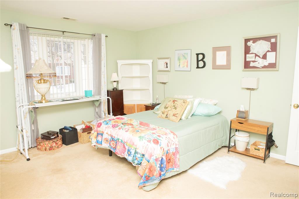 22073 Fairlane Boulevard, Woodhaven, MI 48183 — Photo 22