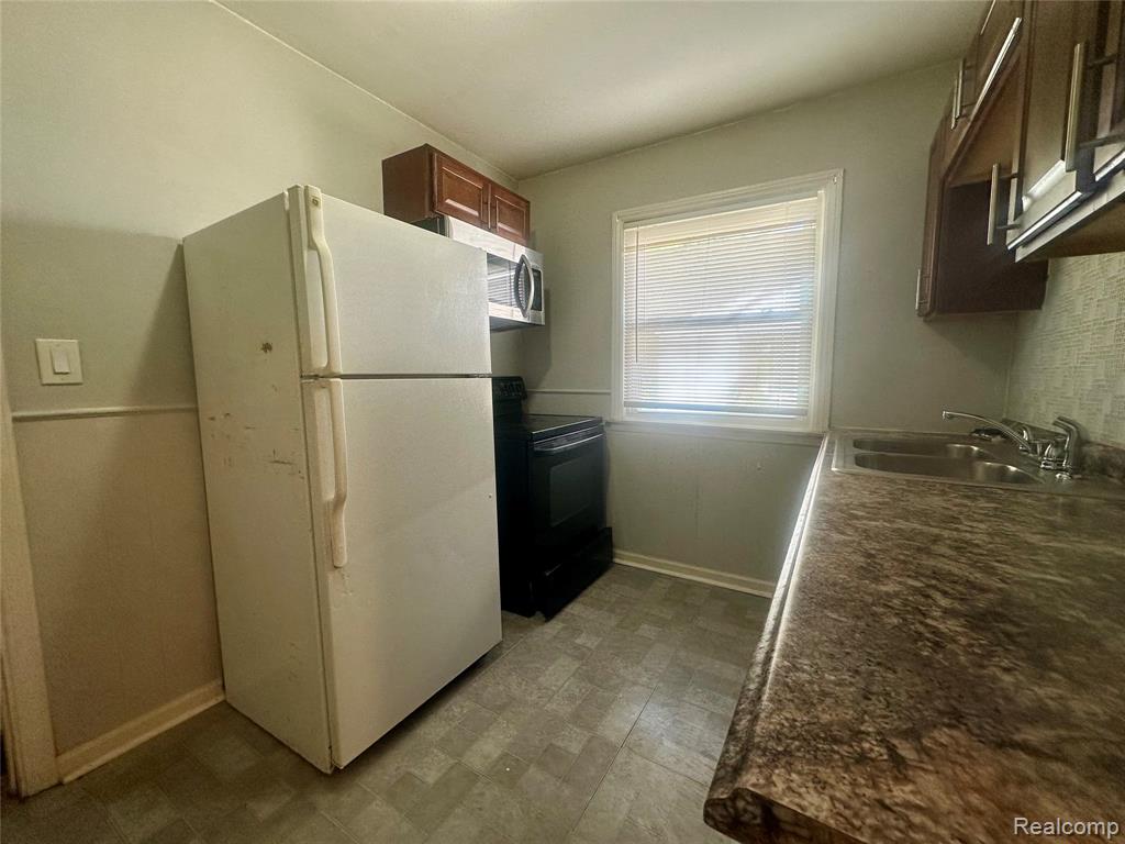 15059 Evergreen Road, Detroit, MI 48223 — Photo 6