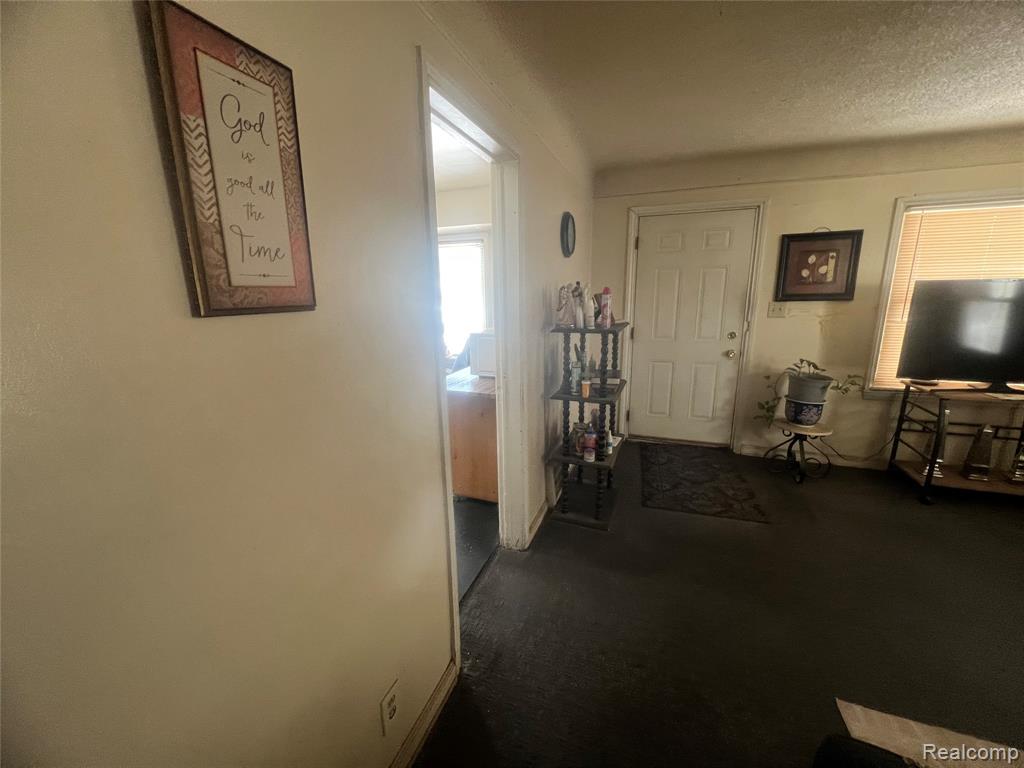 20264 Waltham Street, Detroit, MI 48205 — Photo 29