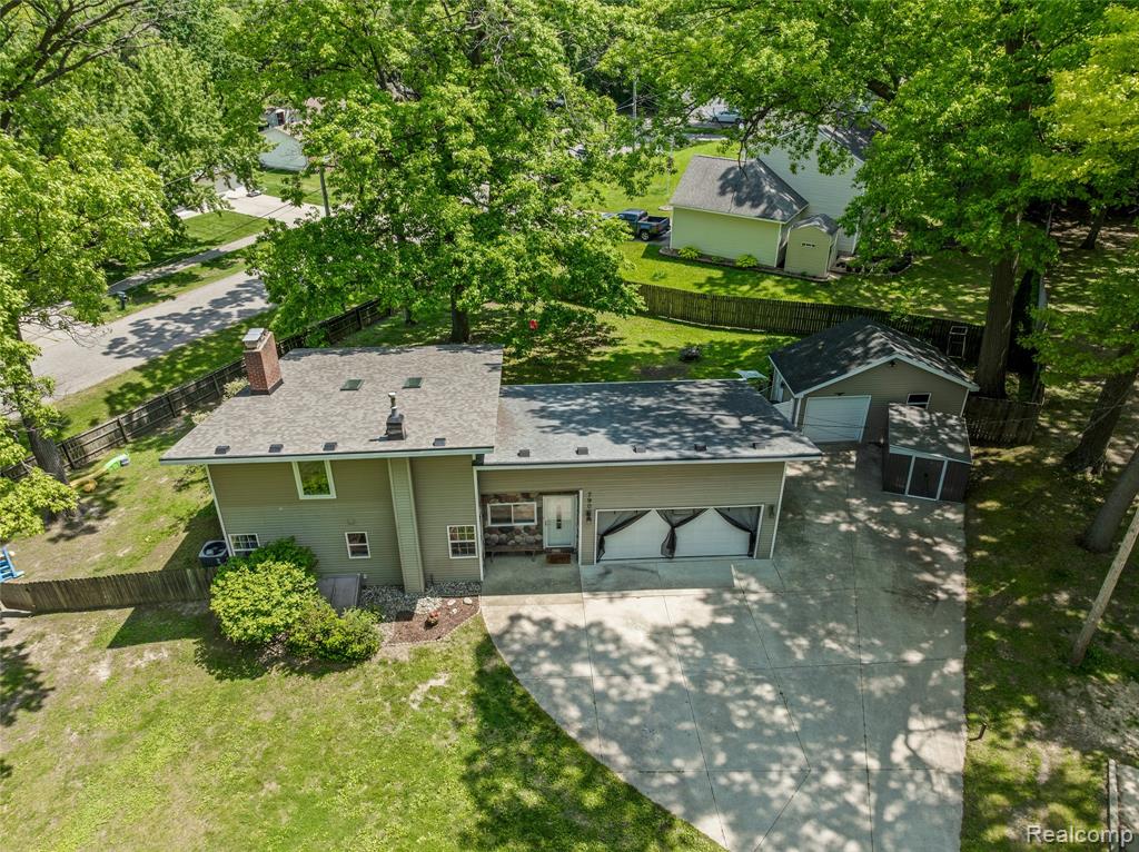 790 Hillcliff Drive, Waterford, MI 48328 — Photo 23