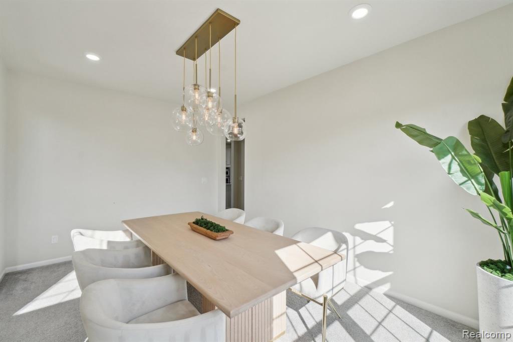 2466 MEADOW HILLS Drive, Ann Arbor, MI 48108 — Photo 12