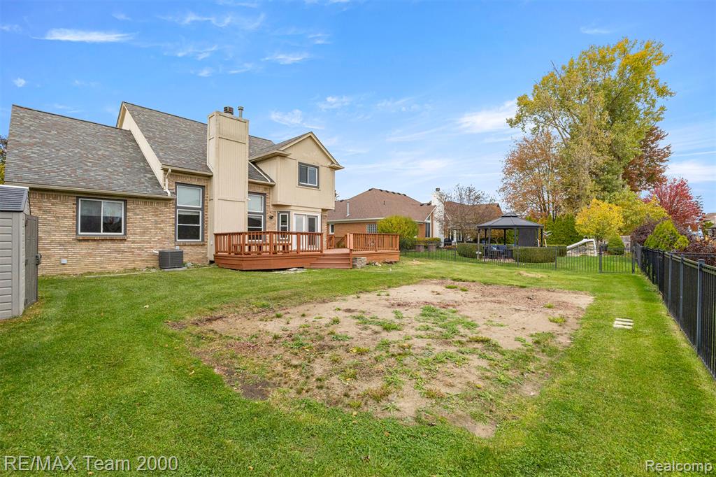 51336 Pinewood Drive, Macomb, MI 48042 — Photo 46