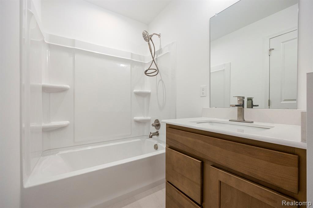 71705 Hidden River Drive, Armada, MI — Photo 30