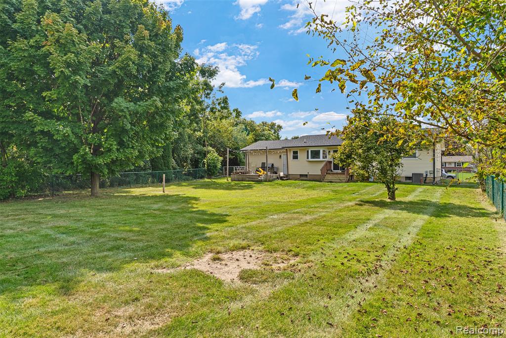 5236 Old Franklin Road, Grand Blanc, MI 48439 — Photo 29