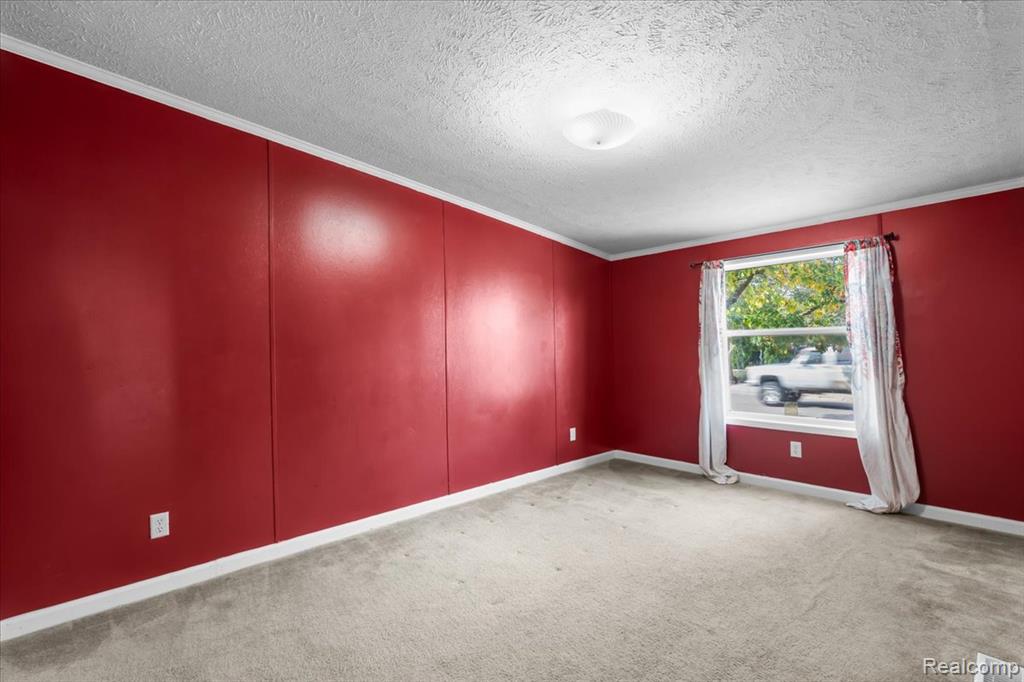 996 River Line Drive, Howell, MI 48843 — Photo 14
