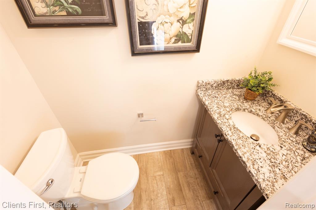 584 Worthington Road, Canton, MI 48188 — Photo 12