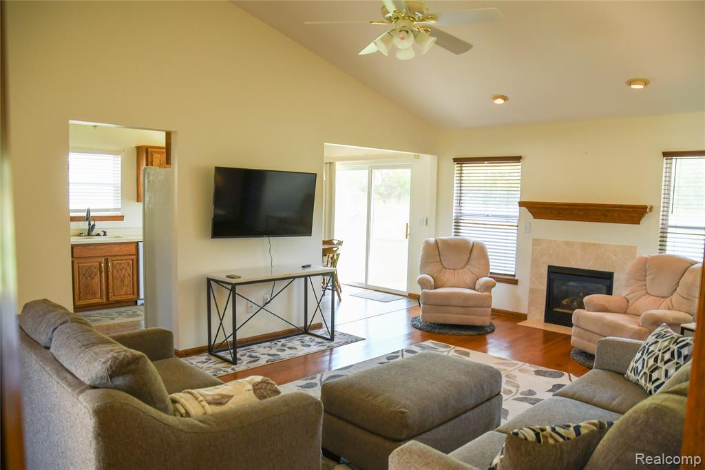 246 Quail Drive, Capac, MI 48014 — Photo 8